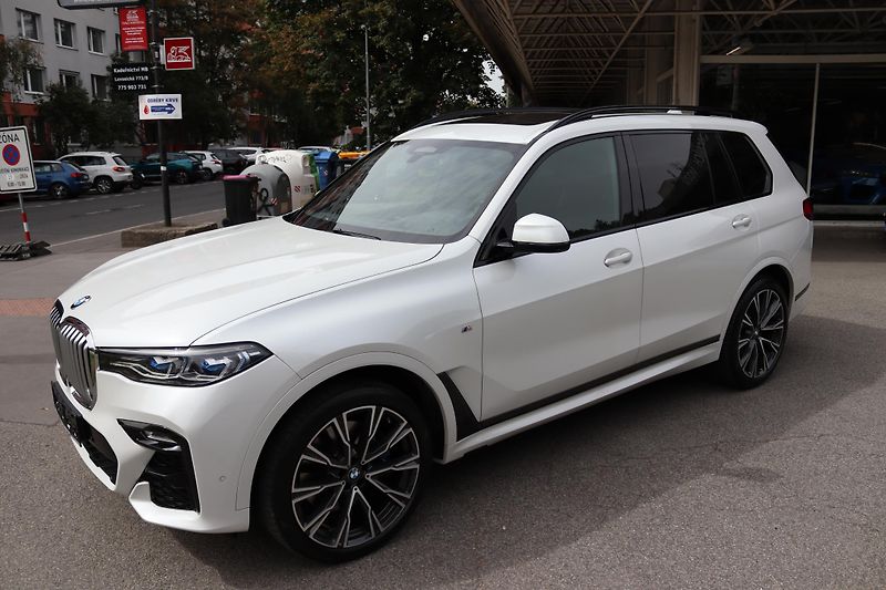 BMW X7 7místné SUV BMW X7 xDrive40i - fotka 21 z 67