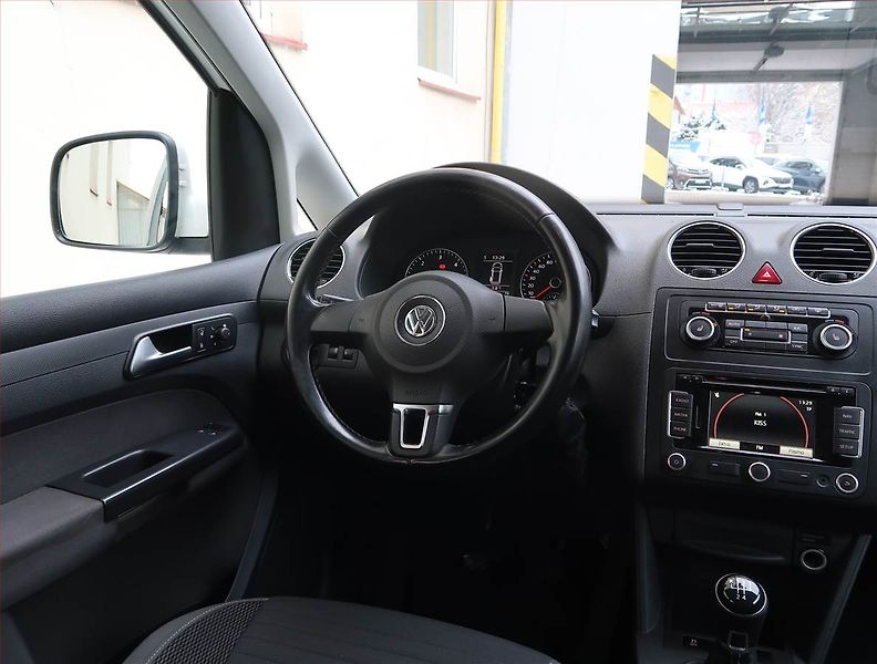 Volkswagen Caddy (2015) Maxi Team Edition 1.6 TDI - fotka 7 z 19