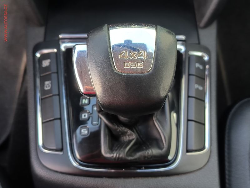 Škoda Superb (2008) 3.6 FSi 4x4, Elegance, AT - fotka 16 z 22