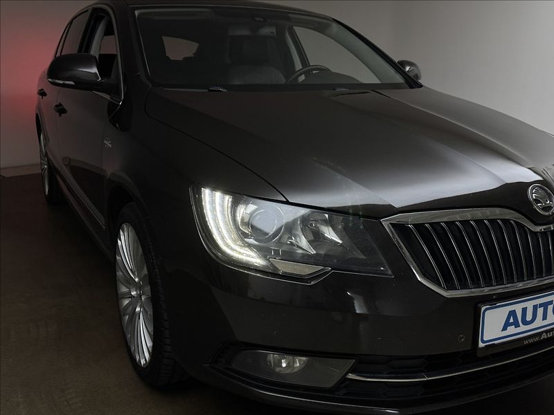 Škoda Superb 2,0 125kW L&K VÝHŘEV TAŽNÉ ČR - fotka 41 z 45