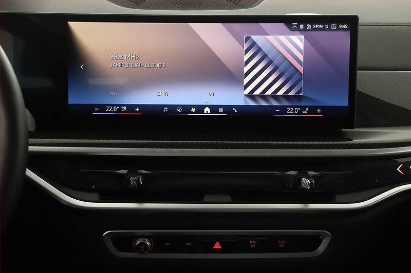 BMW X7 (2024) xDrive40i, 7 míst, Tažné - fotka 9 z 20