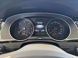 Volkswagen Passat 2,0 TDi DSG ELEGANCE MATRIX - náhled 24
