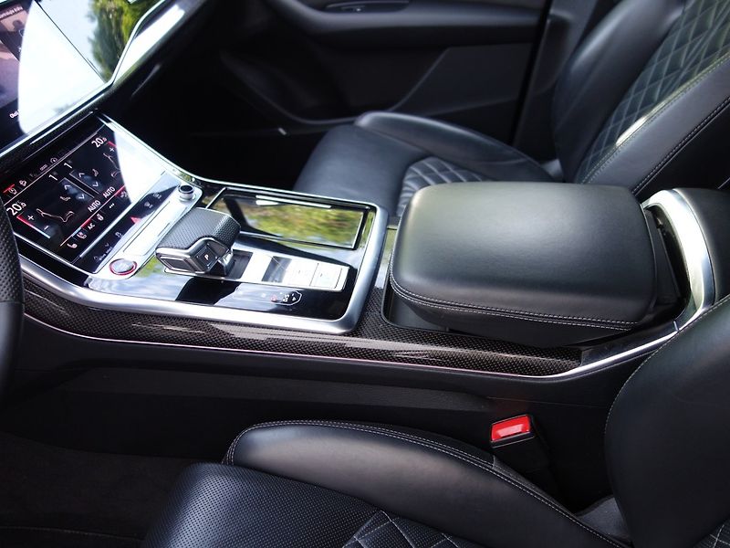 Audi SQ7 (2022) 4.0*TFSI*373KW*TOP-VÝB*ZÁRUKA! - fotka 16 z 50