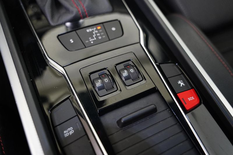 Peugeot 508 - fotka 24 z 29