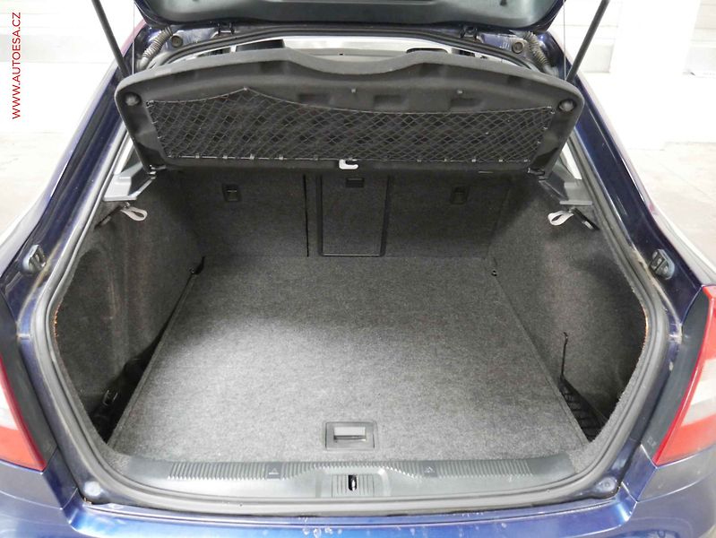 Škoda Octavia (2011) 2.0TDI, ČR, DSG - fotka 7 z 23
