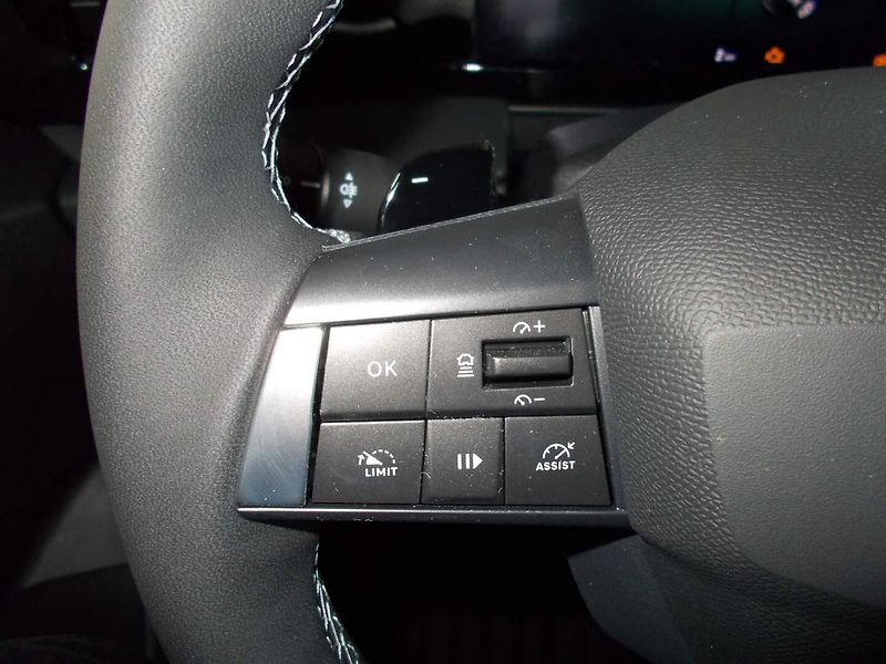 Opel Astra (2026) Nova Edition ST Hybrid 1.2 TUR - fotka 18 z 30