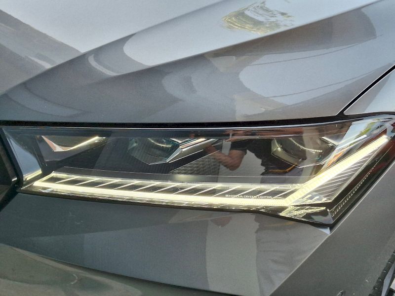 Škoda Superb (2025) Combi iV SportLine DSG 1,5TSi - fotka 34 z 35