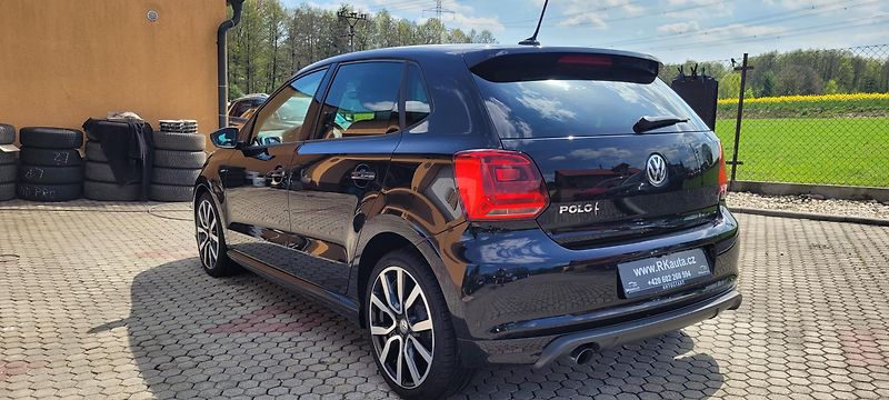Volkswagen Polo (2016) 1,2TSi 81kW R-Line Highline - fotka 7 z 51