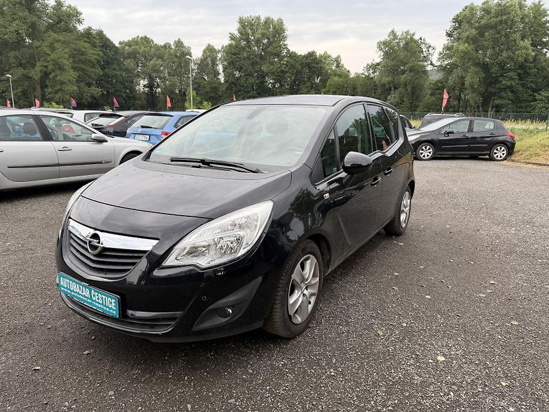 Opel Meriva 1.4iT - fotka 1 z 24