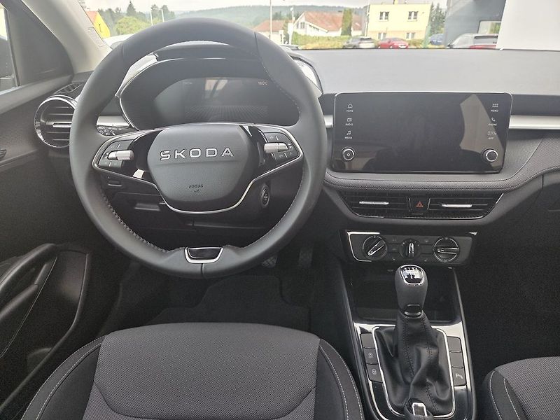 Škoda Fabia Classic 1,0TSI 70kW - fotka 10 z 15