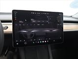 Tesla Model Y (2023) Long Range AWD 79kWh, SoH 94% - náhled 17