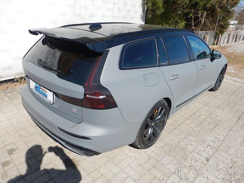 Volvo V60 T8 POLESTAR ENGINEERED - fotka 8 z 29