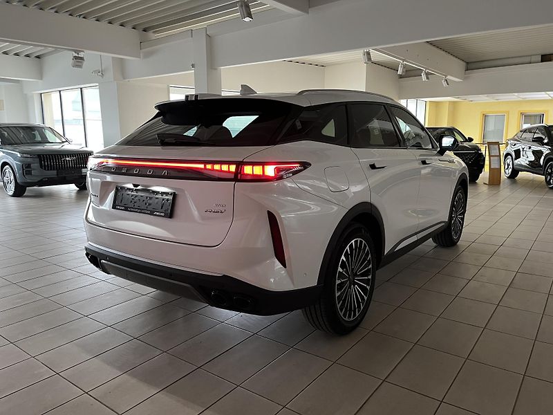 Omoda 9 (2025) PHEV  - fotka 7 z 13