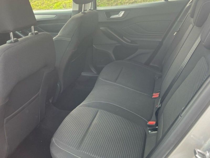 Ford Focus 1.0i,114KW,CZ,1MAJ,DPH,SERVIS - fotka 12 z 20