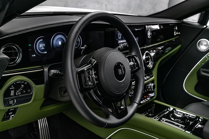 Rolls-Royce Spectre - fotka 20 z 29