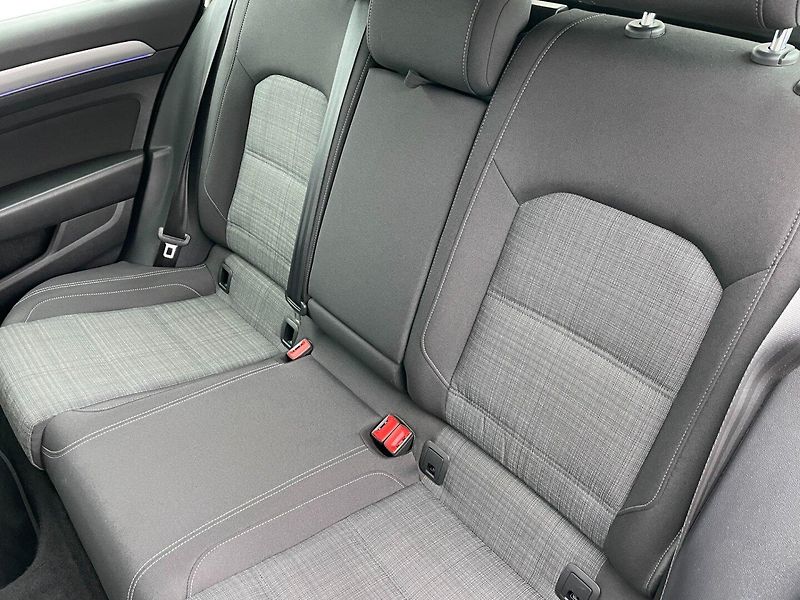 Volkswagen Passat (2021) Com. Style Business DSG! Navi! - fotka 19 z 40