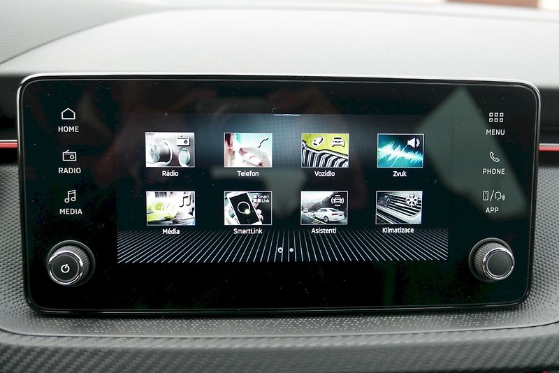 Škoda Kamiq (2025) 1.0 TSI 85 kW M6° Monte Carlo - fotka 12 z 35