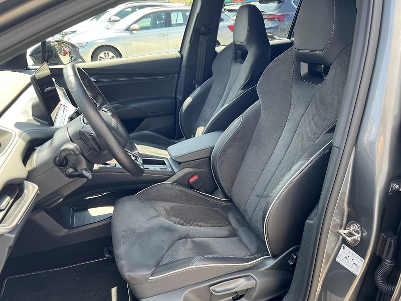 Škoda Elroq (2025) SPORTLINE 85 82kWh - fotka 10 z 44