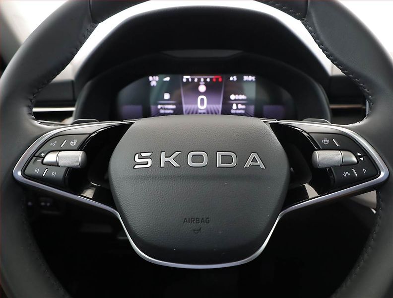 Škoda Kamiq (2025) Top Selection 1.0 TSI - fotka 8 z 18