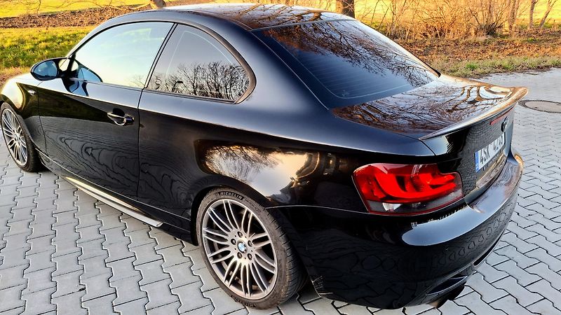 BMW Řada 1 135i e82 Mpacket - fotka 9 z 47