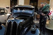 Zámek Velké Březno přivítal desítky veteránů. Konal se tam další ročník závodu veteránů O pohár hraběte Chotka.