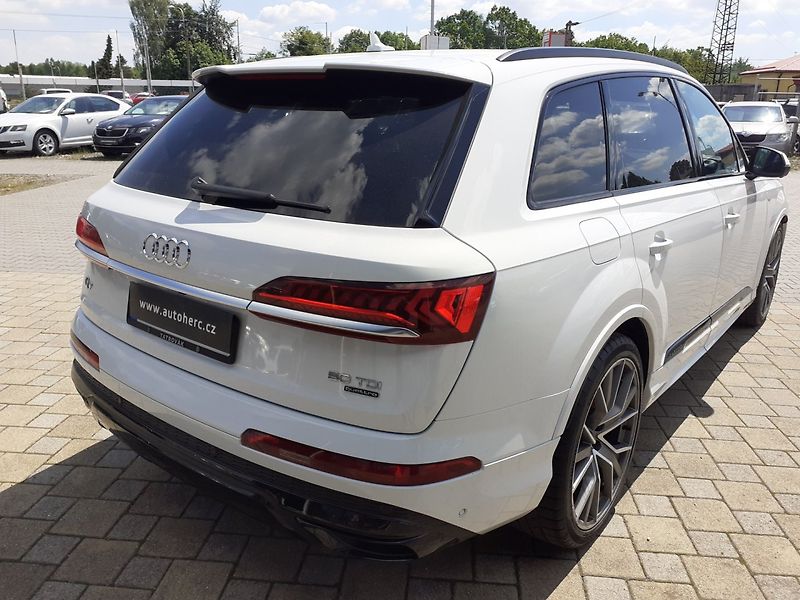 Audi Q7 (2020) 50 TDi  S -Line Mild-hybrid - fotka 4 z 41
