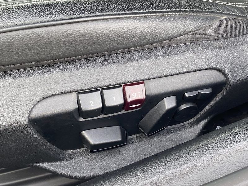 Toyota Supra 2.0iT, Executive, SPORT, JBL - fotka 10 z 31