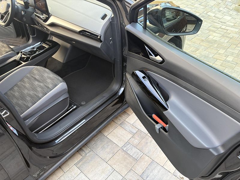 Volkswagen ID.4 (2021) 77kwh, 150kw, SOH 96%, tazne - fotka 13 z 14