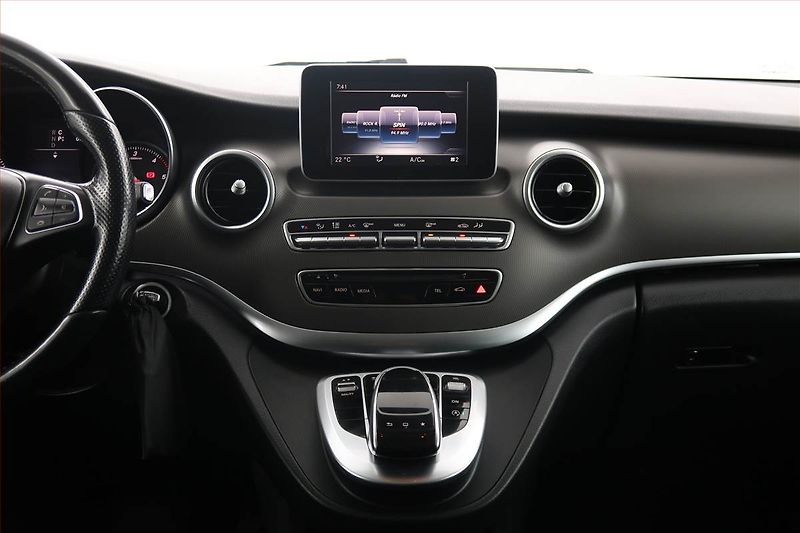 Mercedes-Benz Třídy V (2015) 250 d - fotka 12 z 20