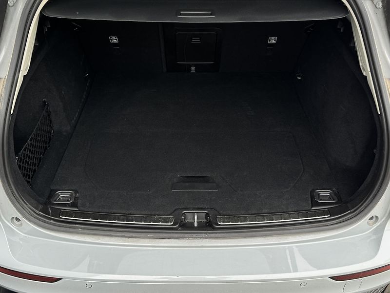 Volvo V60 PLUS DARK B4, 360°, PANORAMA, - fotka 15 z 22