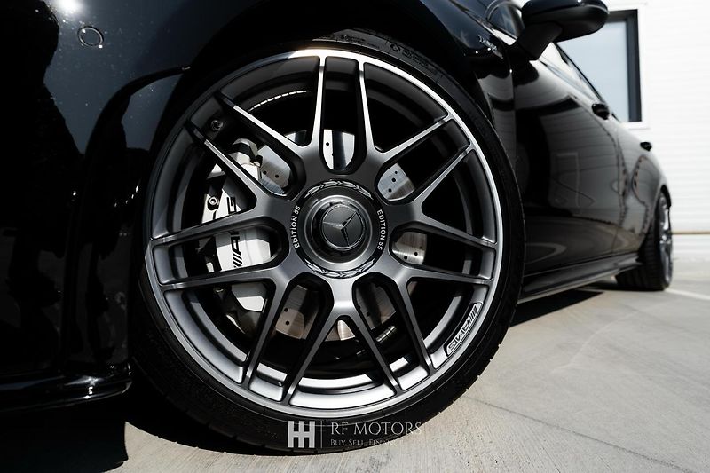 Mercedes-Benz CLA (2022) 35 AMG 4MATIC EDITION 55 - fotka 14 z 30
