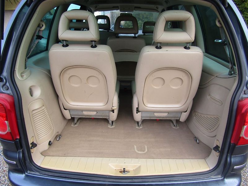 Volkswagen Sharan (2008) 2.8 V6  150kW  4MOTION BUSSINE - fotka 23 z 38
