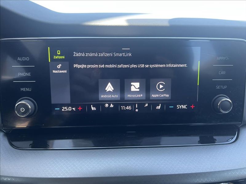 Škoda Octavia 2,0 TDI 85kW Ambition Combi - fotka 30 z 31