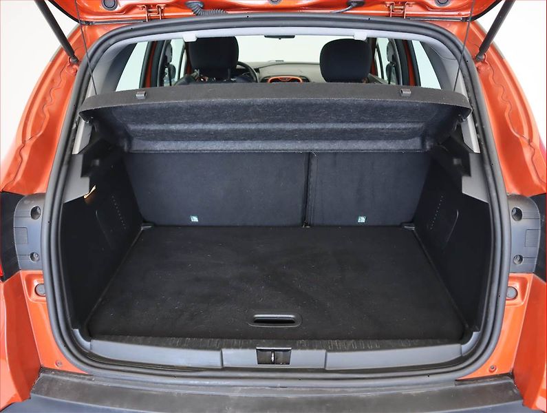 Renault Captur (2015) 1.2 TCe, Automat, Serv.kniha - fotka 14 z 18