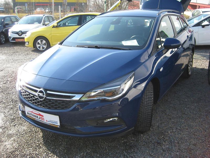 Opel Astra 1.6 CDTi Enjoy ALU-DPH-ČR !!! - fotka 11 z 28