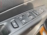 Renault Captur (2019) 1.3 TCe, ČR, Navi, AC, TZ - náhled 13