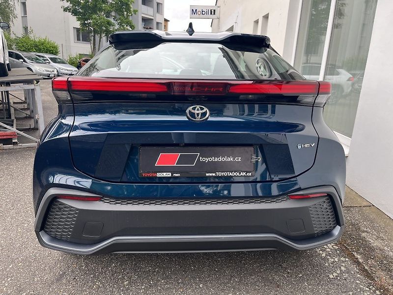 Toyota C-HR 1.8L HEV Comfort - fotka 6 z 27