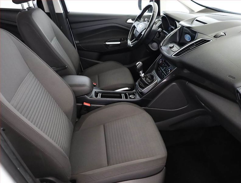 Ford Grand C-MAX (2017) 2.0 TDCi, 7 míst, Navi - fotka 7 z 20