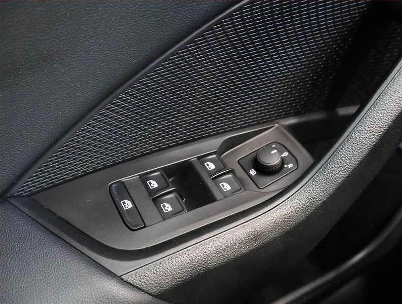 Škoda Octavia (2023) Ambition 2.0 TDI, ČR,1.maj - fotka 24 z 24