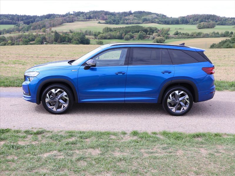 Škoda Kodiaq 2,0 TDi Sportline DSG 4x4 7-Mí - fotka 4 z 33