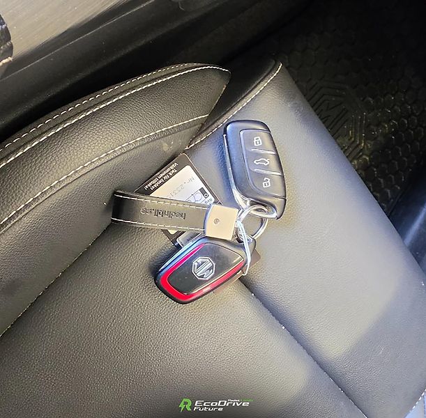 MG ZS (2021) 44,5 kWh, FWD (143 koní) - fotka 7 z 10