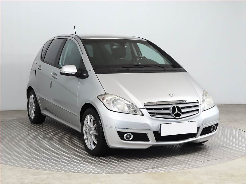 Mercedes-Benz Třídy A (2010) A 180 CDI , Automat, Tempomat - fotografie inzerátu