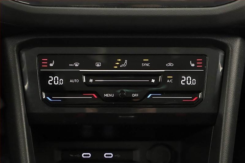 Volkswagen Tiguan (2022) Life 2.0 TDI - fotka 12 z 20