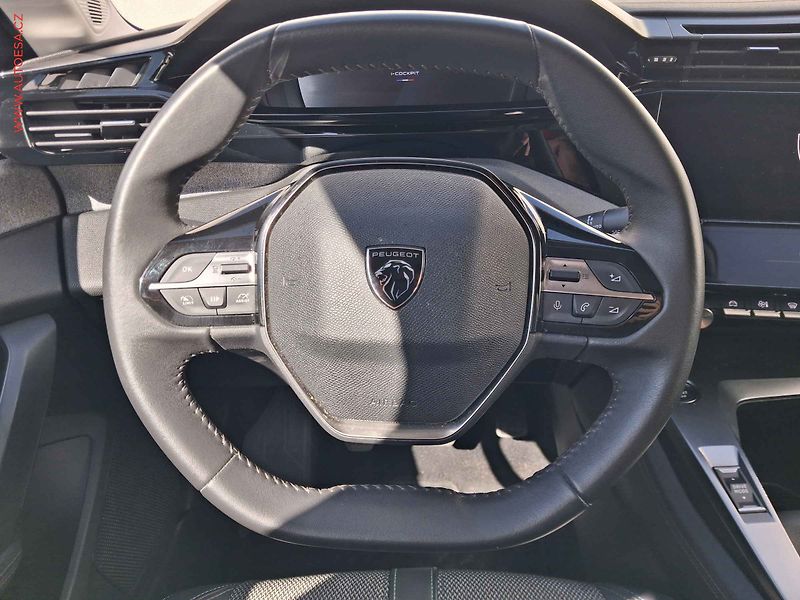 Peugeot 308 (2022) 1.2PT, Allure - fotka 11 z 18
