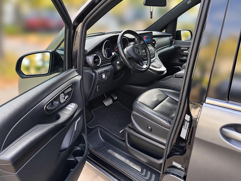 Mercedes-Benz Třídy V (2021) Mercedes-Benz V 300 d 4MATIC  - fotka 17 z 30
