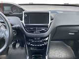 Peugeot 2008 (2018) 1.2 PT, 1.maj,ČR, Active - náhled 12