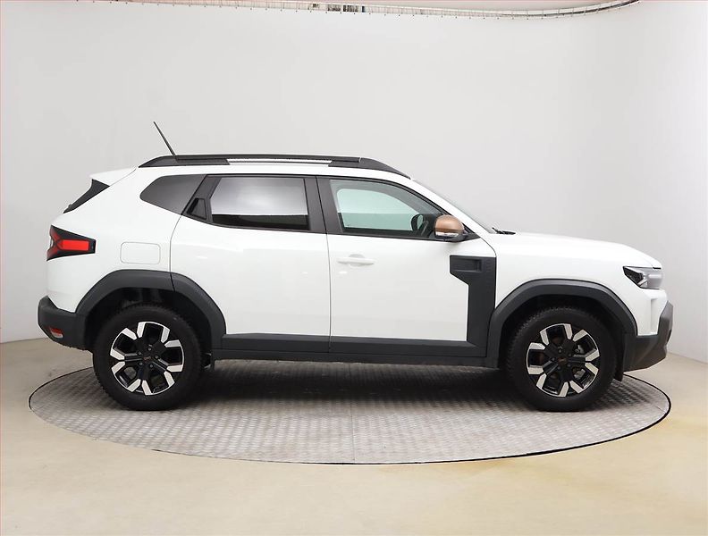 Dacia Duster (2025) Extreme 1.0 TCe - fotka 6 z 18