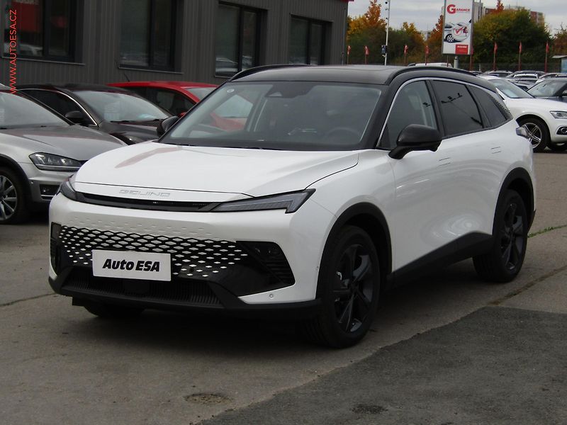 BAIC X55 (2025) 1.5T, ČR, AT, LED, kamera - fotka 3 z 23