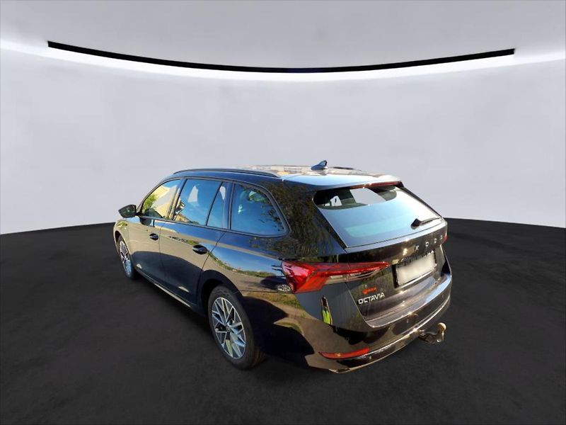 Škoda Octavia 2,0 TDI WEBASTO TAŽNÉ PANORAMA - fotka 3 z 11