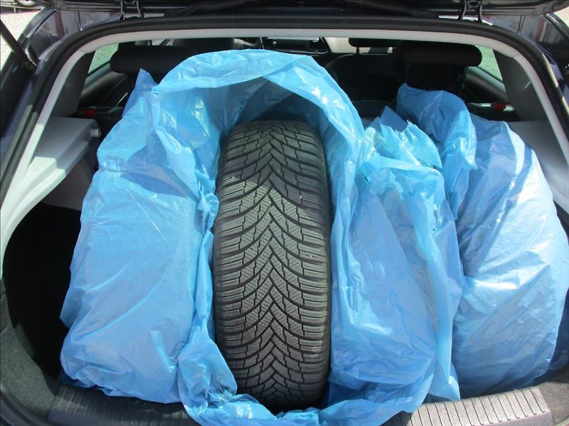 Seat Leon 1,5 TSI FR, digiklima,servis, - fotka 13 z 50